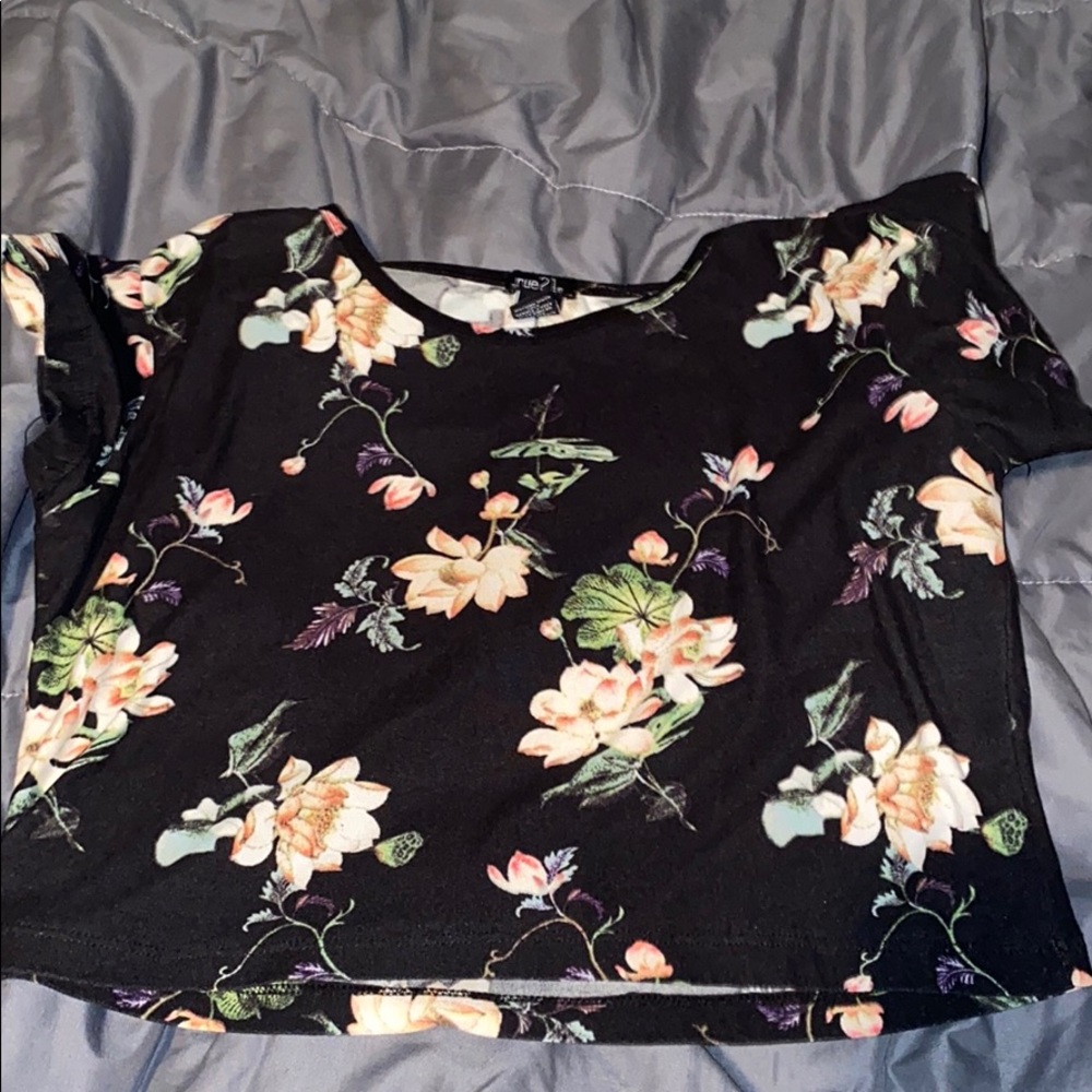 crop top